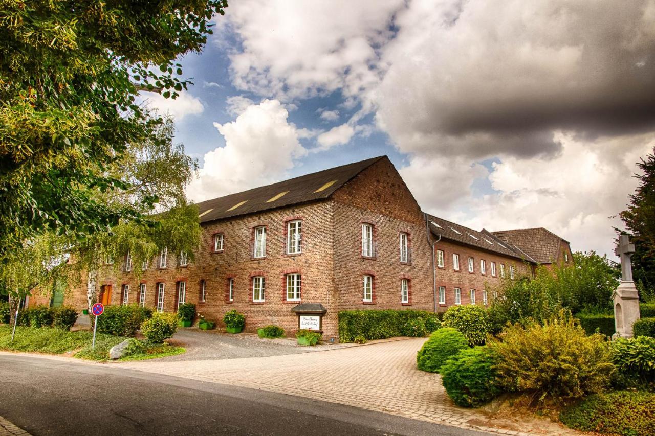 Готель Landhaus Goddertzhof Еркеленц Екстер'єр фото